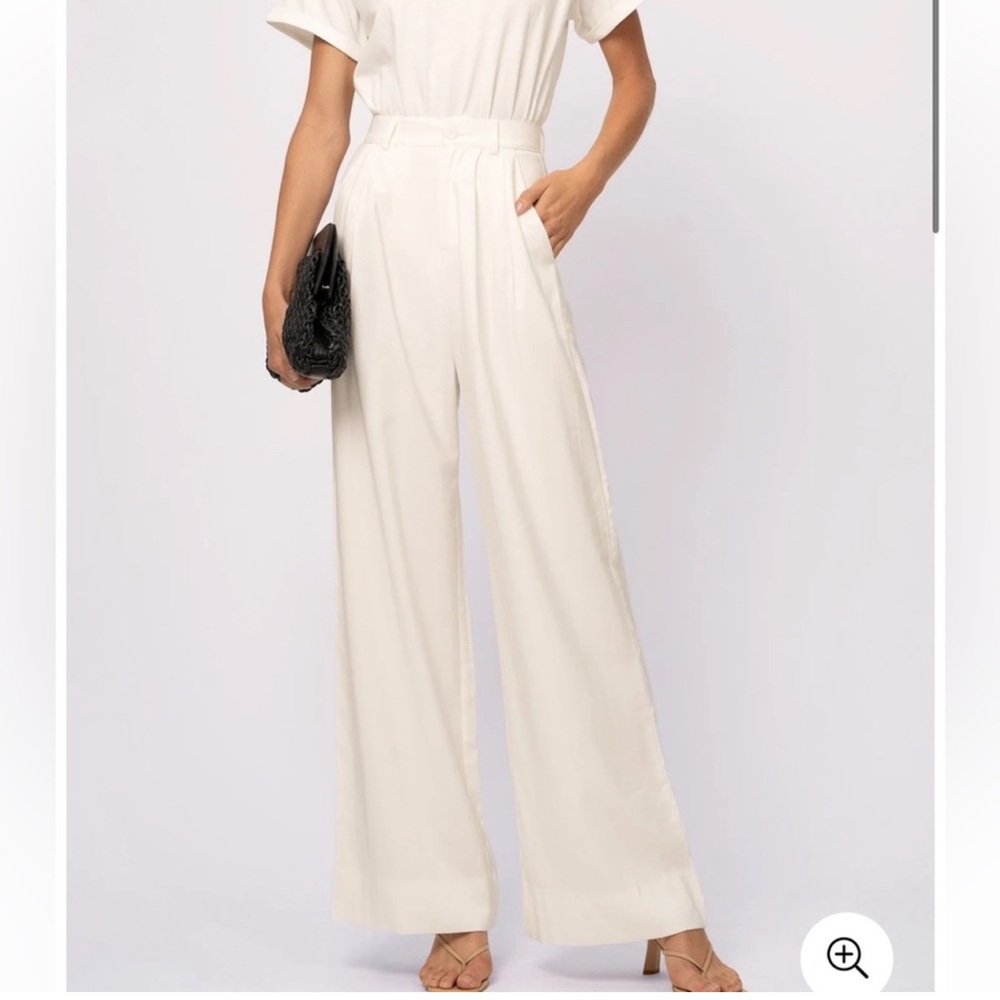 Nonchalant The Label Fabi Wide Tailored Pleated Leg Pant White Women’s Sz XS